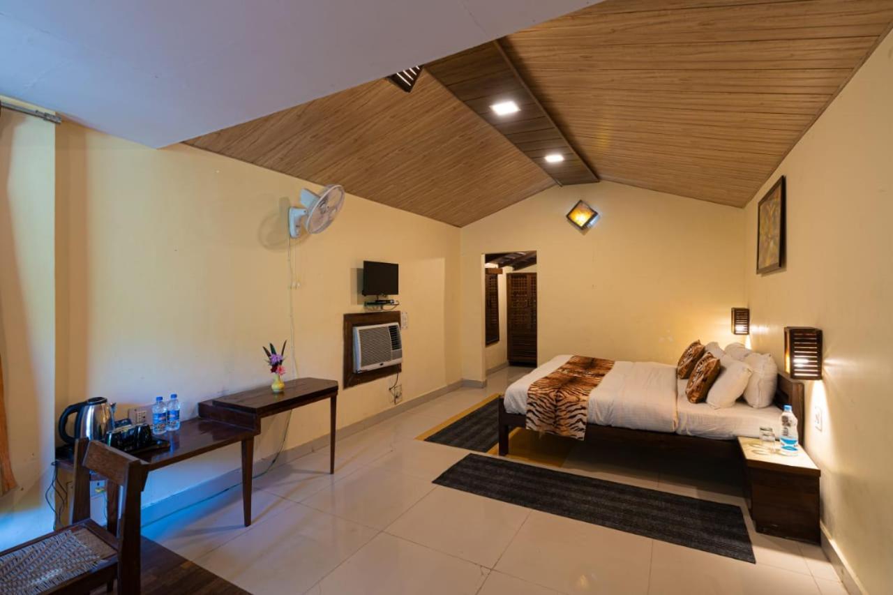 Corbett Wild Resorts & Spa Garjia Buitenkant foto