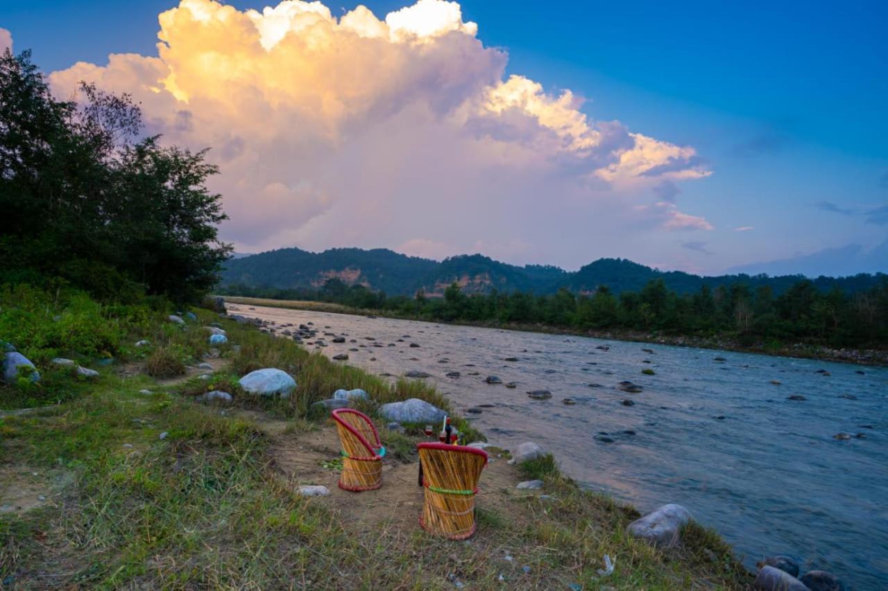 Corbett Wild Resorts & Spa Garjia Buitenkant foto